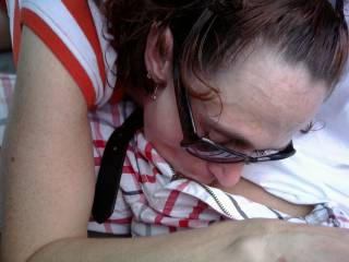 Slutwife Jen giving road head