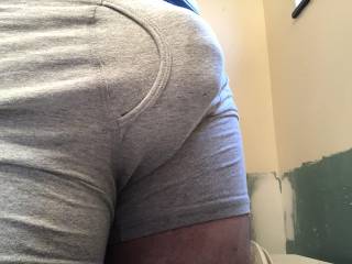 Anyone want to get their hands on my bulge?