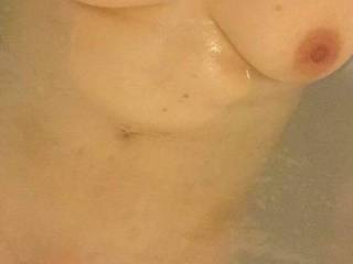 I prefer to shower, but having a bath can be so decadent.  If you’ve been looking at my pics already you’ll know I have AmaZinG tits (in my opinion anyway.  Having a nice slow bath is always a nice way to plan a good steamy evening.