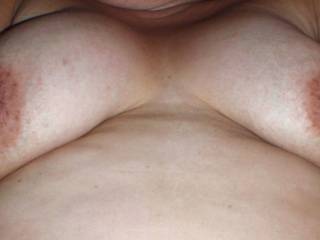 A pic of my wife\'s tits while having sex!