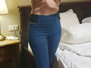 Going to have fun night on the town with hubby for his birthday 💕