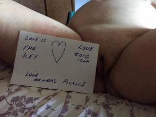 love sweet wet pussy shaved is the best 
who loves shaved pussy ? 
oh by the way we're real