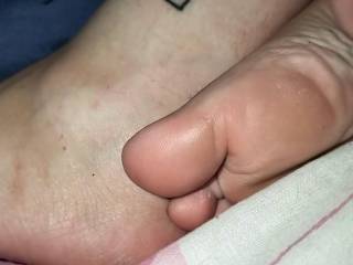 her feet ready for all to cum over