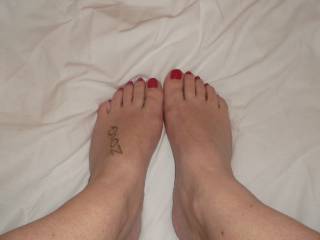 Some of you have asked to see my feet more, here you go! X