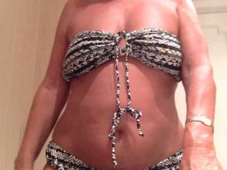 Bikini tease..!!