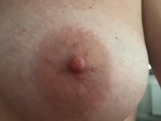 Close up pic of her big nipple
