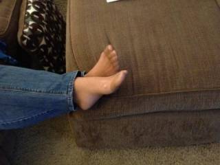 I would LOVE to see tribute to my sexy silky pantyhose feet and toes