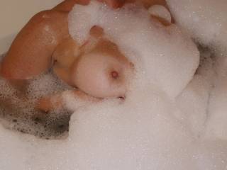 me in the bath again toying, i\'m alway so horny. cam tributes or vid tributes