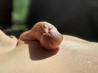 close up...like it...of lick it?
