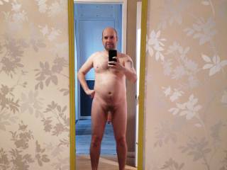 My first nude pic I\'ve ever shared