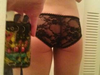 mmmmmmm,,,,,,black see thru panties,,,would love to see the from the front and pulled to the side!!!!!!!!!!!