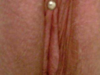 Yummy!! Would love to lick your sexy pierced clit!