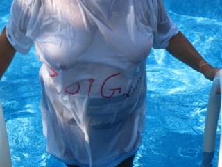 Wet t shirt yes love you ZOIG .Com