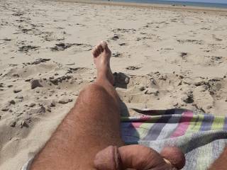 i like it to show myself at the nude beach