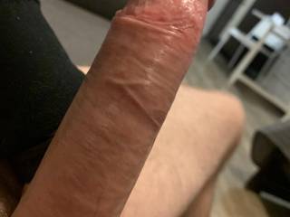 I’m my hotel looking for some couples to play with