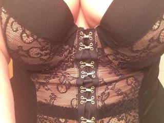 I like this corset...what do you think?