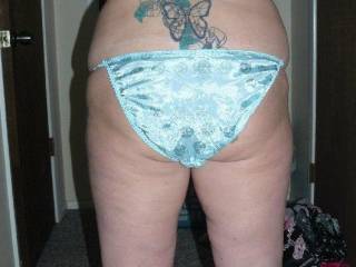 satin panties on bbw ass love panties sillk and satin would love to get some moniters and vids enjoy