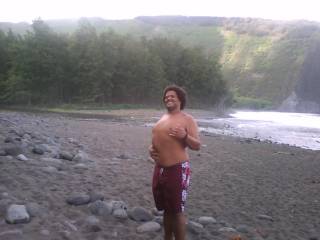 Love the view!Your a sexy man,but would love to see more!!!!
