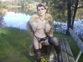 Milf showing her goddies outdoors