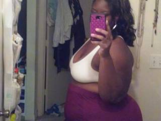 Ebony fat more than 300 pounds big wet pussy ready for creampies to fill every hole.