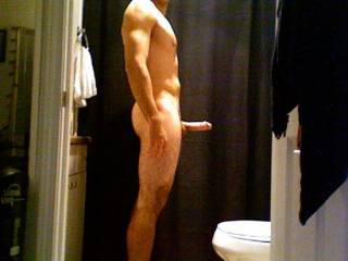 OH my!!  WOW!  What a perfect view of a perfectly sexy cock!!