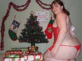 Nice poses, nice pictures. Thanks for sharing. Smile, have a nice day.