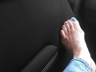 Blue toes... Wet pussy.... Back seat.