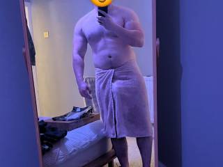 Quick post shower towel shot, ladies look closely and you’ll see my big package bulging out 😉