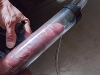 Pumping my cock with my fish tank cleaner. Lol 😆