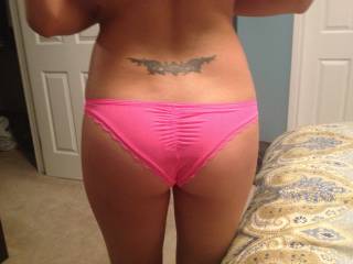 These are coming off!!! Her pink panties hiding that gorgeous ass!!! Mmmmm, just wait for the next pics, guys!