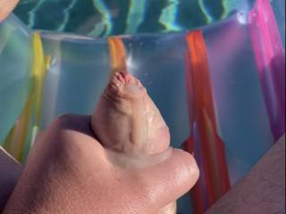 spent all day floating naked in the pool, the sun felt great, looking at my got gf in a bikini felt great, and eventually touching myself felt great. i think this was just a big pre-load, i cummed hard into my gfs mouth a few hours later.