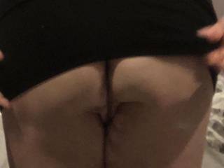 Starting to show off my ass to my cuck husband to make him strain against his cock lock