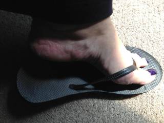 I need someone to take care of my feet. I'm extremely horny for a long, thick dick with hung heavy balls full of cum. Someone that can unload a nice thick wad of cum all over my feet.