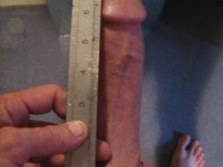 A good sized cock, with average girth