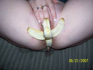 Slutwife Jen with a banana her pussy