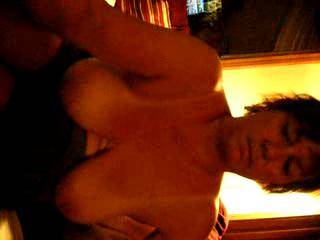 im sure he will come over to cum in xxx i notice you posted it two days ago so i guess hes been now ??????