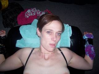 Slutwife Jen tied down waiting for your tributes