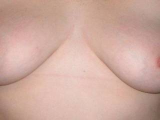love her nipples...here they are uncovered!