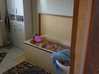 my wife masturbating in bath