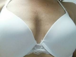 Love it...bra's are so sexy, and nice natural tits...Mmmm