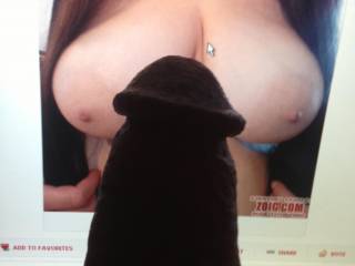 Mmmmmm I wish that was my pic u where cuming on big boy. 
Zoe xx