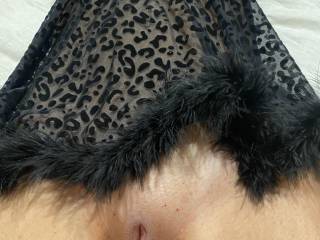 Shaved Milf pussy so hot !!!!