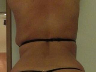 Love your big beautiful ass. That thong on it gets me rock hard. Mmmmm