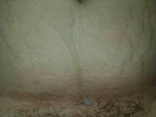 Cum dribbled onto hubbys belly after he blew his hot liad in ky mouth