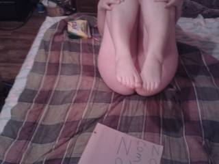 He loves to lock my toes do u like swxy feet