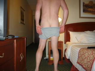 A little strip tease for the ladies.