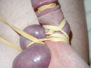 cock self bondage withh rubber bands