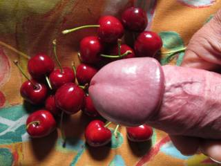 wanking big cock with cherries, mmmh, get some!