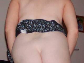 wow the backside is as hot as the front 
i want to grab two hands full of that hot ass spread them cheeks and lick you from clit to nasshole