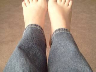 I think she get the most-beautiful-feet award 😍